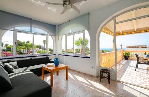 Urbanitzacio la Fustera House | Holiday Home Meluca by Interhome