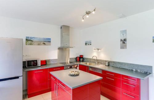 Saint-Pee-sur-Nivelle House | Holiday Home Mendi Bixta by Interhome