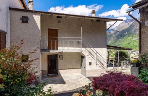 Verceia House | Holiday Home Miki Mhouse by Interhome