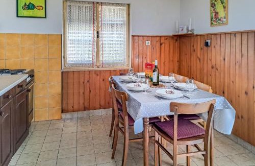 Vrznaveri House | Holiday Home Mirjana by Interhome