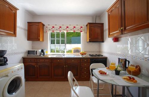 Cerro Grande House | Holiday Home Monte Novo by Interhome