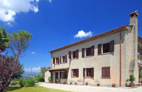 Citerna House | Holiday Home Montebello by Interhome