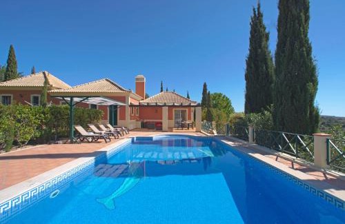 Sao Clemente House | Holiday Home Montinho by Interhome