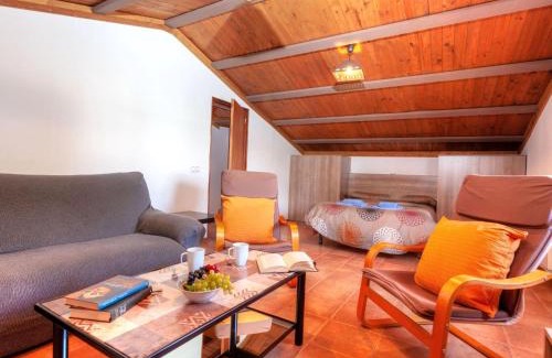 Can Carbonell House | Holiday Home Montverde by Interhome