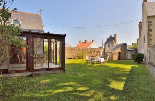 Le Croisic House | Holiday Home Moulin Bastard by Interhome