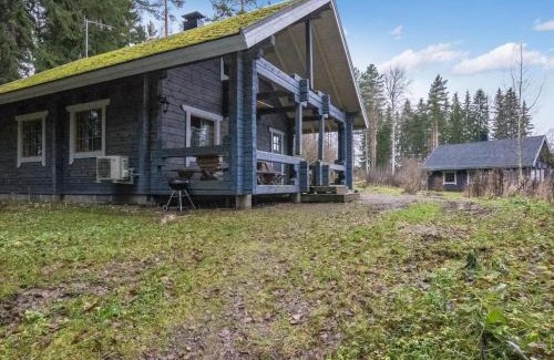 Hameenlinna House | Holiday Home Mustikka by Interhome
