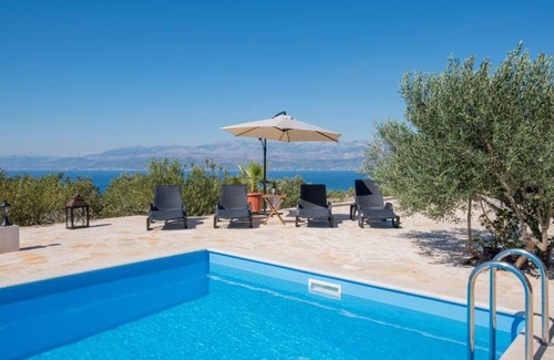 Supetar House | Holiday Home My Summer House