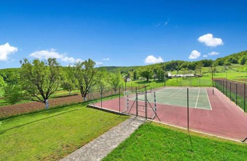 Krivi Put House | Holiday Home Nada by Interhome