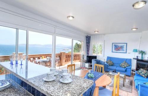 Llanca House | Holiday Home Niviroma by Interhome