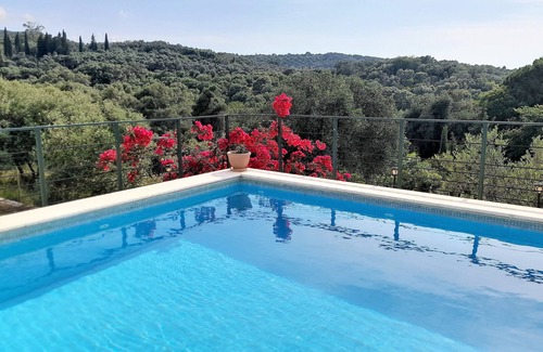 Old Town House | Holiday Home "Nora" with 2 Apartments and Shared Pool - Sea Breeze 1