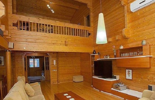 Mataro House | Holiday Home 'Nordica' with Sea View, Wi-Fi and Air Conditioning