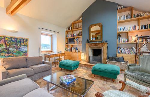 La Trinite-sur-Mer House | Holiday Home Pen Er Hoët by Interhome