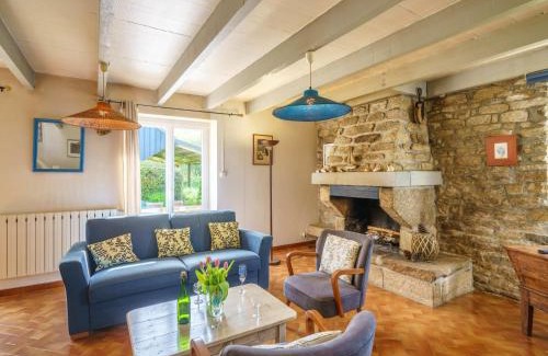Saint-Jean-Trolimon House | Holiday Home Pen Ilis by Interhome