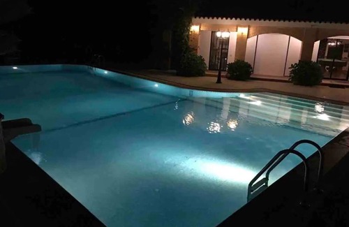 Carvalhal House | Holiday Home "Penalva Beach House" with Lake View, Private Pool & Wi-Fi