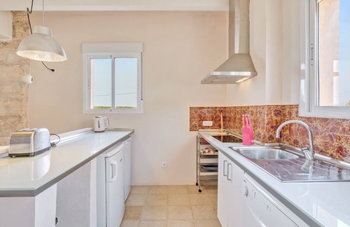 Campos House | Holiday Home 'Possessio Sa Barrala Duplex' with Mountain View and Wi-Fi