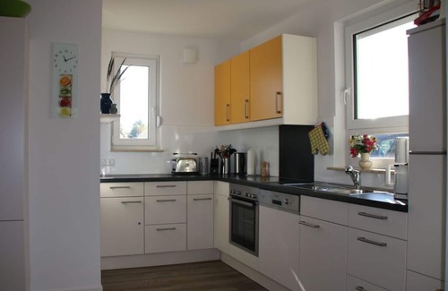 Warin Apartment | Holiday home Reed Path