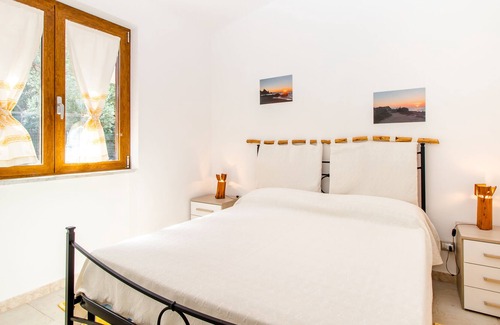 Rena Majore House | Holiday Home 'Rena Majore Sport and Nature' with Garden, A/C & Wi-Fi