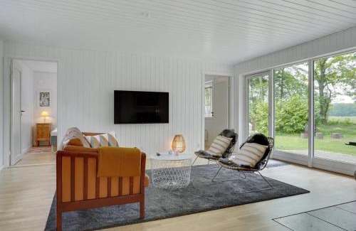 Lyngsbæk Strand House | Holiday Home Rohan - 500m from the sea by Interhome