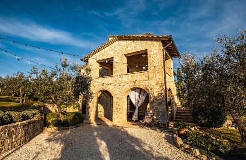 Collazzone House | Holiday Home Roseto by Interhome