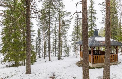 Rukatunturi House | Holiday Home Ruskatupa by Interhome