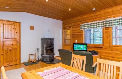 Rukatunturi House | Holiday Home Ruskatupa by Interhome