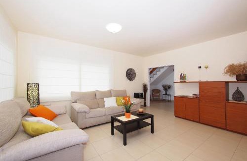Empuriabrava House | Holiday Home Sant Mori by Interhome