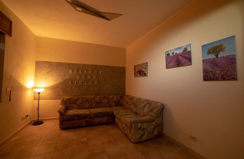 Sant'Angelo di Brolo Apartment | Holiday Home Sicily near the beach