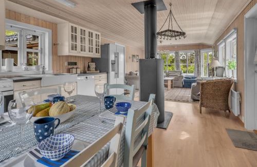 Aseral House | Holiday Home Solfridbu by Interhome
