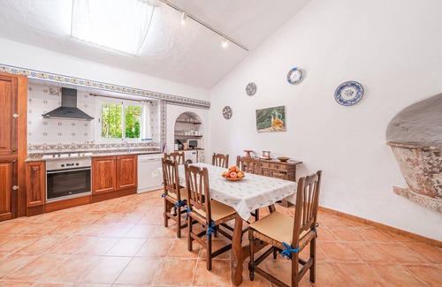 Petra House | Holiday Home 'Son Maimo' with Private Pool, Private Terrace and Wi-Fi