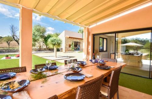Sineu House | Holiday Home Son Tey by Interhome