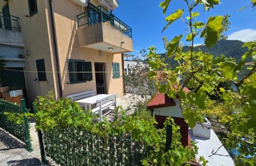 Kamenari House | Holiday Home Sunny Hill