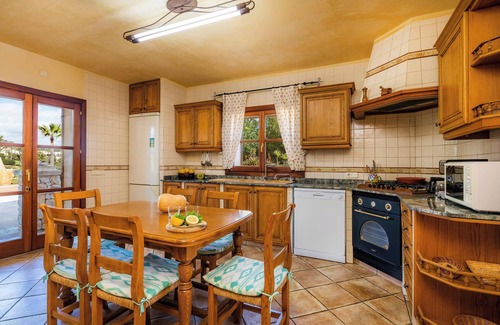 Felanitx House | Holiday Home Turo Golf with Sea View, Wi-Fi, Pool & Garden