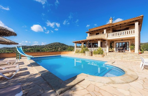 Felanitx House | Holiday Home Turo Golf with Sea View, Wi-Fi, Pool & Garden
