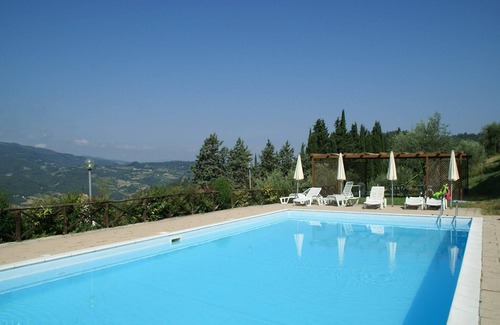 Dicomano House | Holiday Home Tuscany with Pool and Vineyard Views
