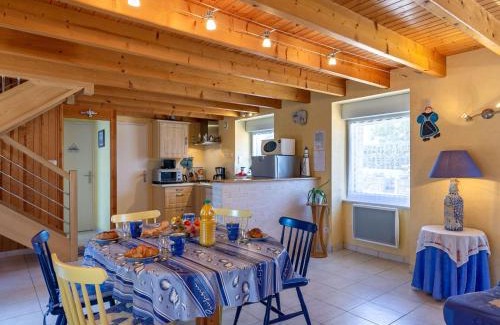 Plounevez-Lochrist House | Holiday Home Ty Channed by Interhome