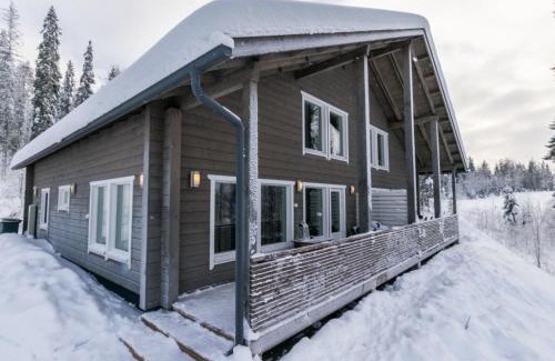 Kehys-Kainuu House | Holiday Home Vihtarinne b paritalo by Interhome