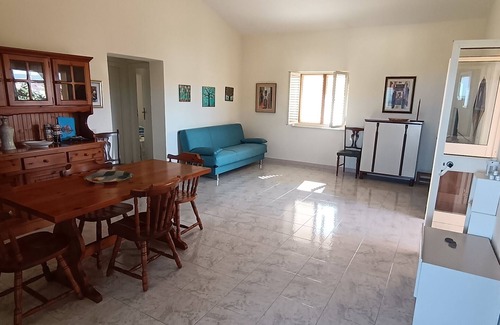 Eden Beach House | Holiday Home 'Villa Marina' with Sea View, Private Terrace and Air Conditioning
