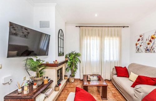 La Goba House | Holiday Home Villa Meli by Interhome