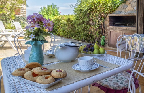 Stintino House | Holiday Home Villa Regina with Sea View, Garden & Terrace
