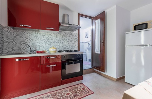 Torretta House | Holiday Home 'Villa Salvatore' with Mountain View, Terrace & Wi-Fi