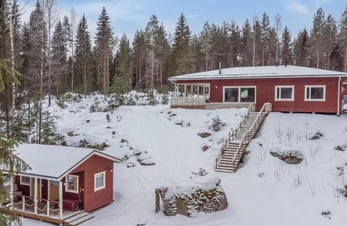 Jamsa House | Holiday Home Vintteri by Interhome
