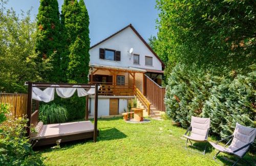 Balatonkenese House | Holiday Home Violetta Grande by Interhome