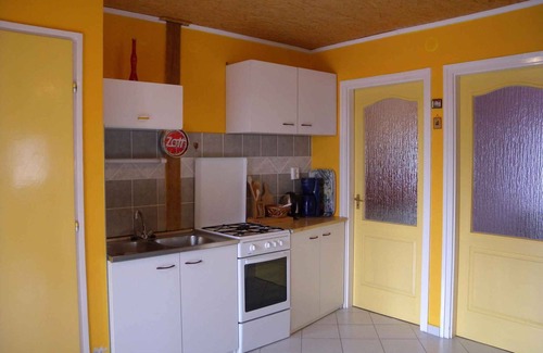 Balatonkeresztur House | Holiday home with outdoor swimming pool and garden
