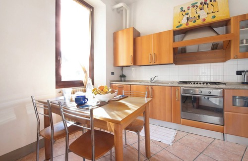 Sulzano House | Holiday Home 'Wakesurfhouse' with Lake View, Private Terrace and Wi-Fi