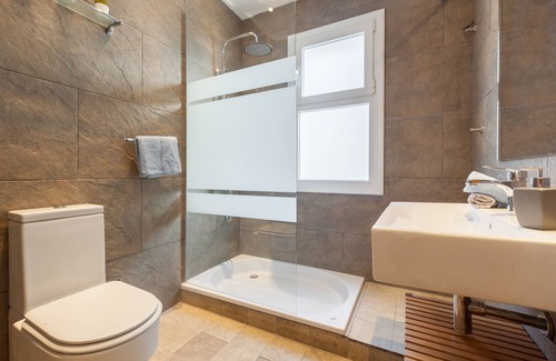 Caldes d'Estrac House | Holiday Home with Private Terrace, Wi-Fi and Air Conditioning