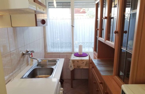 Balatonfenyves House | Holiday home with Wi-Fi near the beach
