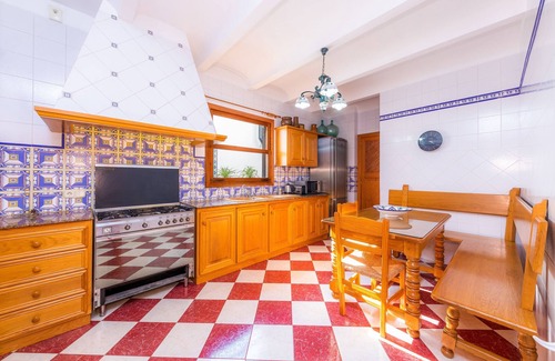 Sa Pobla House | Holiday home with exclusive interior, pool and garden perfect for cyclists