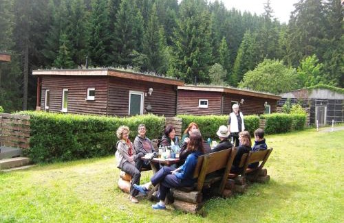 Grossbreitenbach House | Holiday Home with Garden