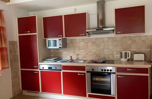 Gustow House | Holiday home with garden and terrace, 800 m to beach