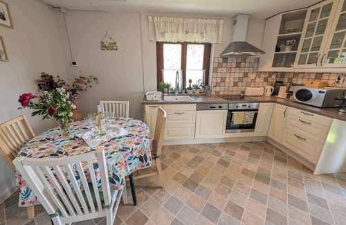 Pakozd House | Holiday home with panorama and internet